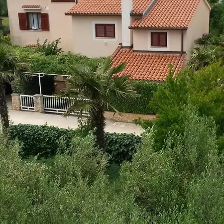 16 Apartment Medulin