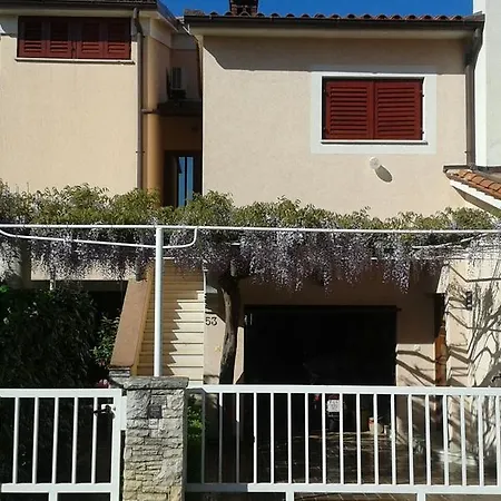 16 Apartment *
