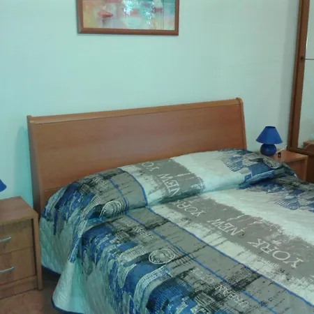 16 Apartment